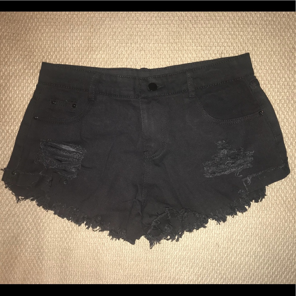 black Romwe shorts never worn
